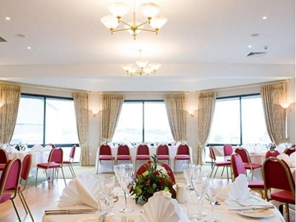 Malin Court Hotel And Restaurant Άυρ Εξωτερικό φωτογραφία